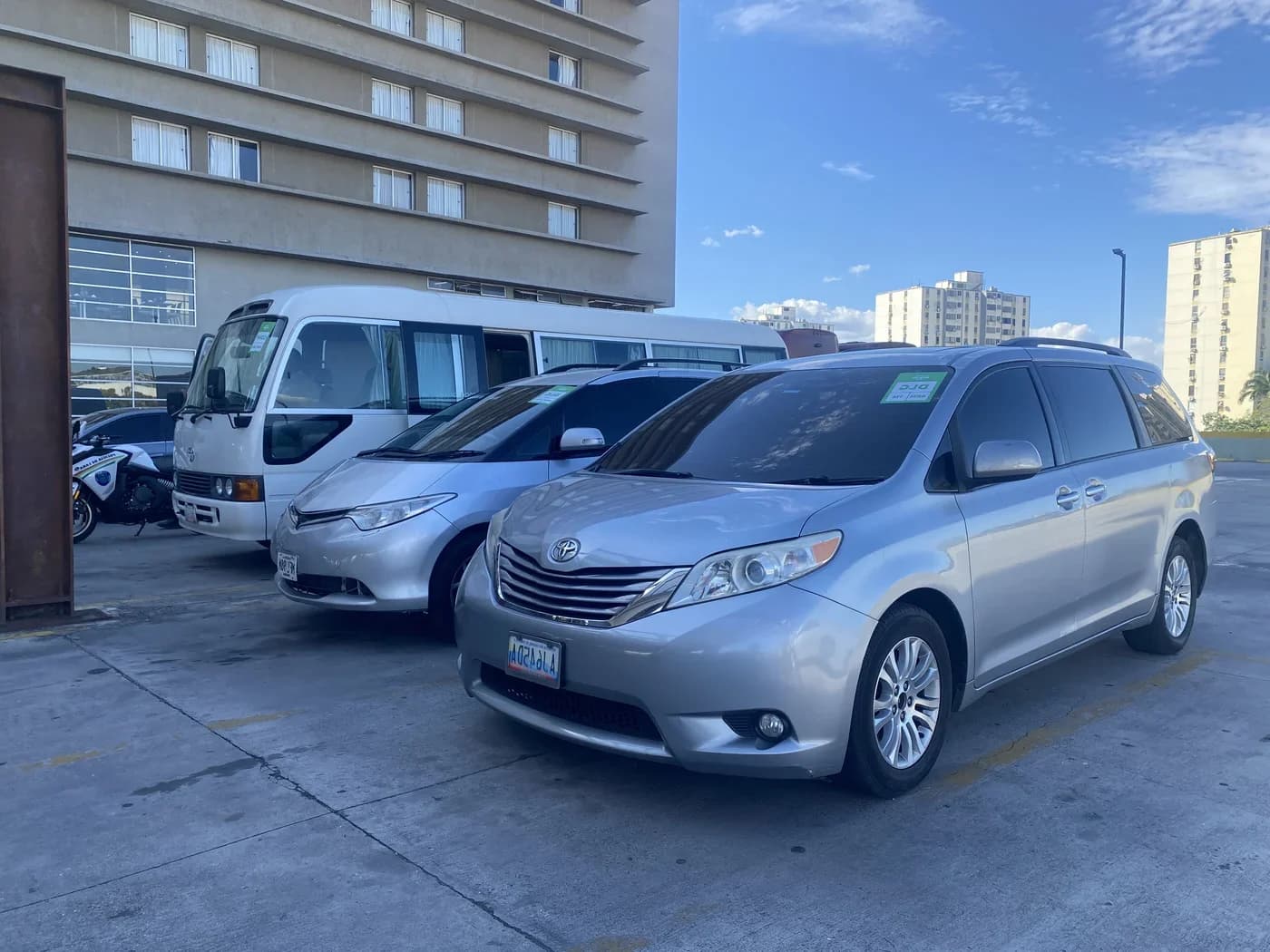 MINI VAN